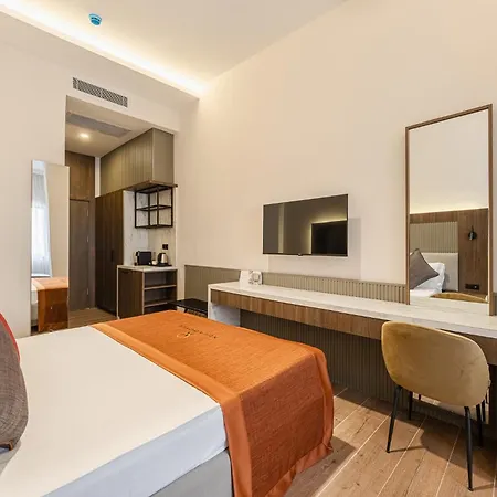 Nuca Homes Hotel *