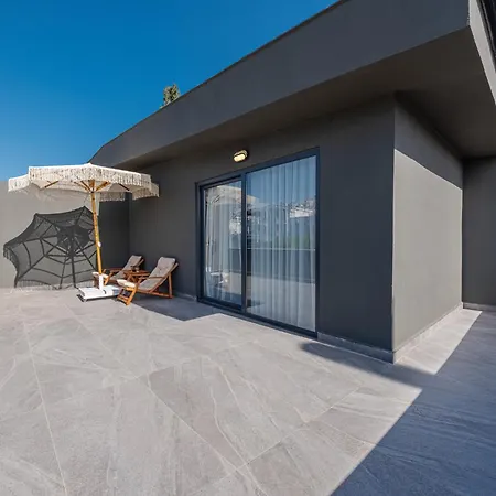 Nuca Homes Hotel *