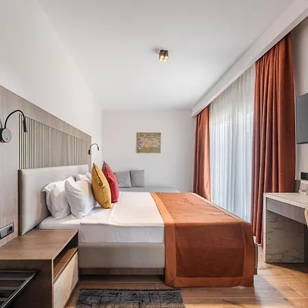 Mira Lara * Antalya
