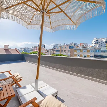 Hotel Mira Lara *