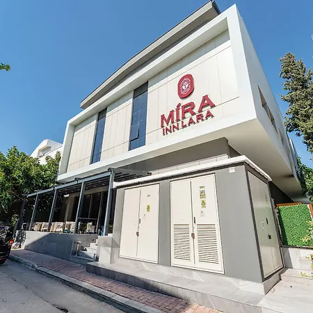 Mira Lara