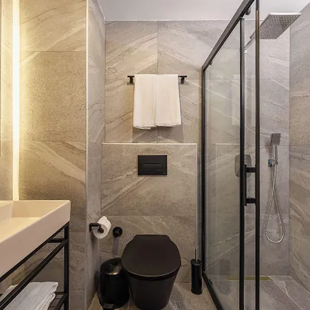 Hotel Mira Lara *