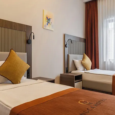 Mira Lara 安塔利亚