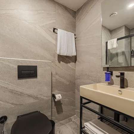 Hotel Mira Lara *